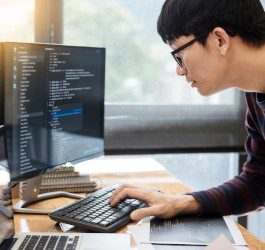 事業としてITに取り組んでいれば、ほとんどの企業が対象です